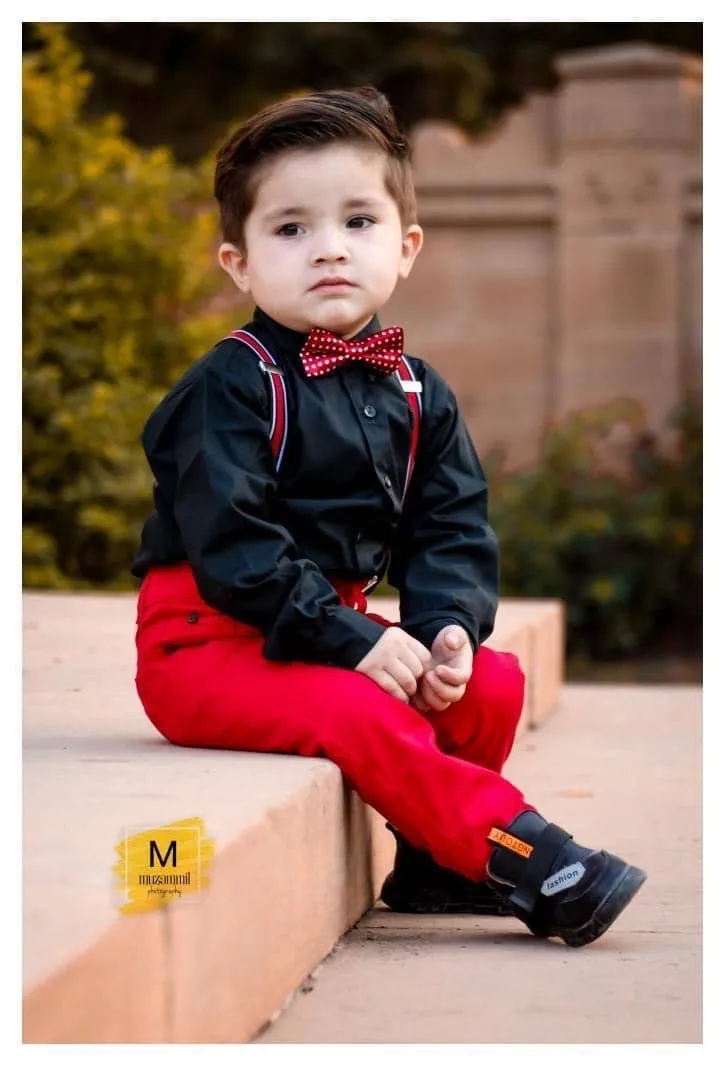 Black Red Regale