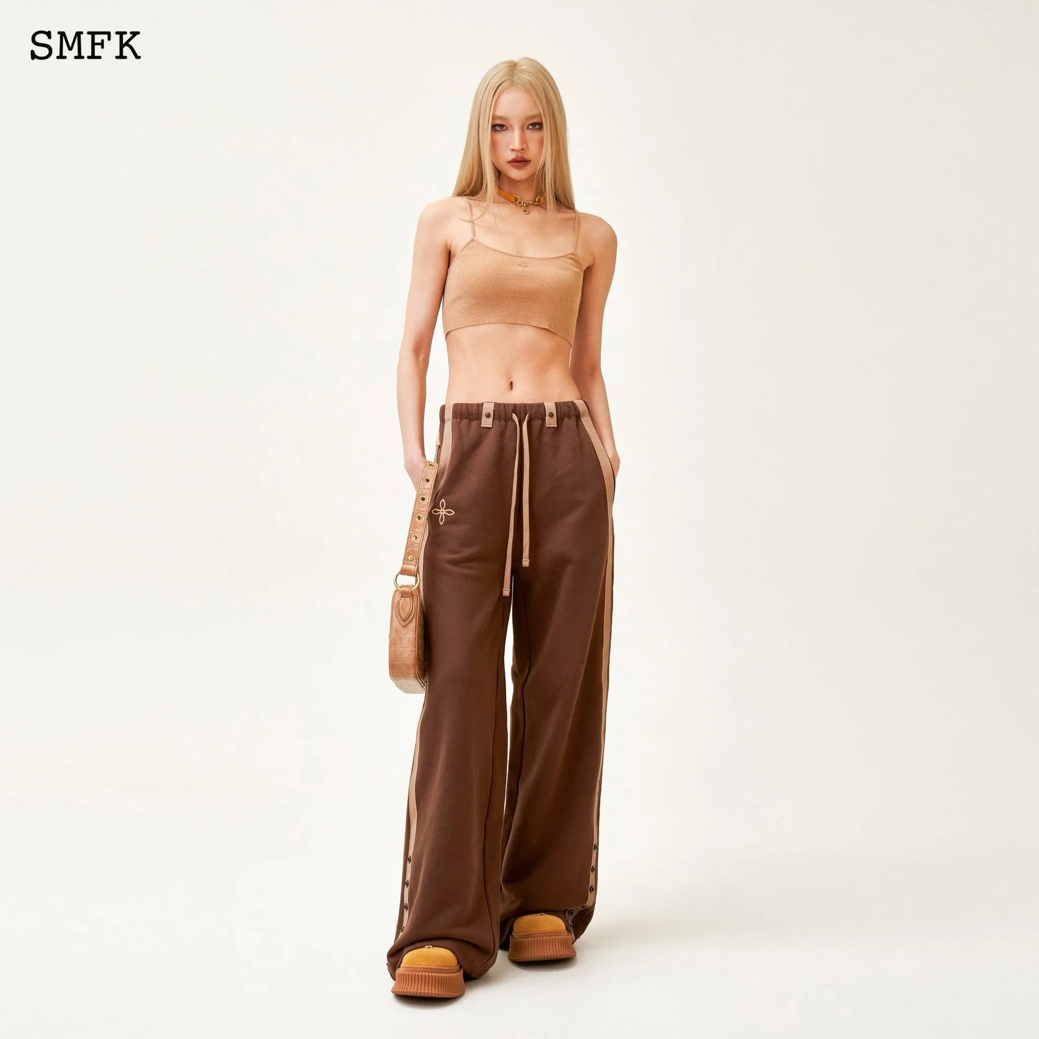 Compass Adventure Wide-Leg Sweatpants Brown