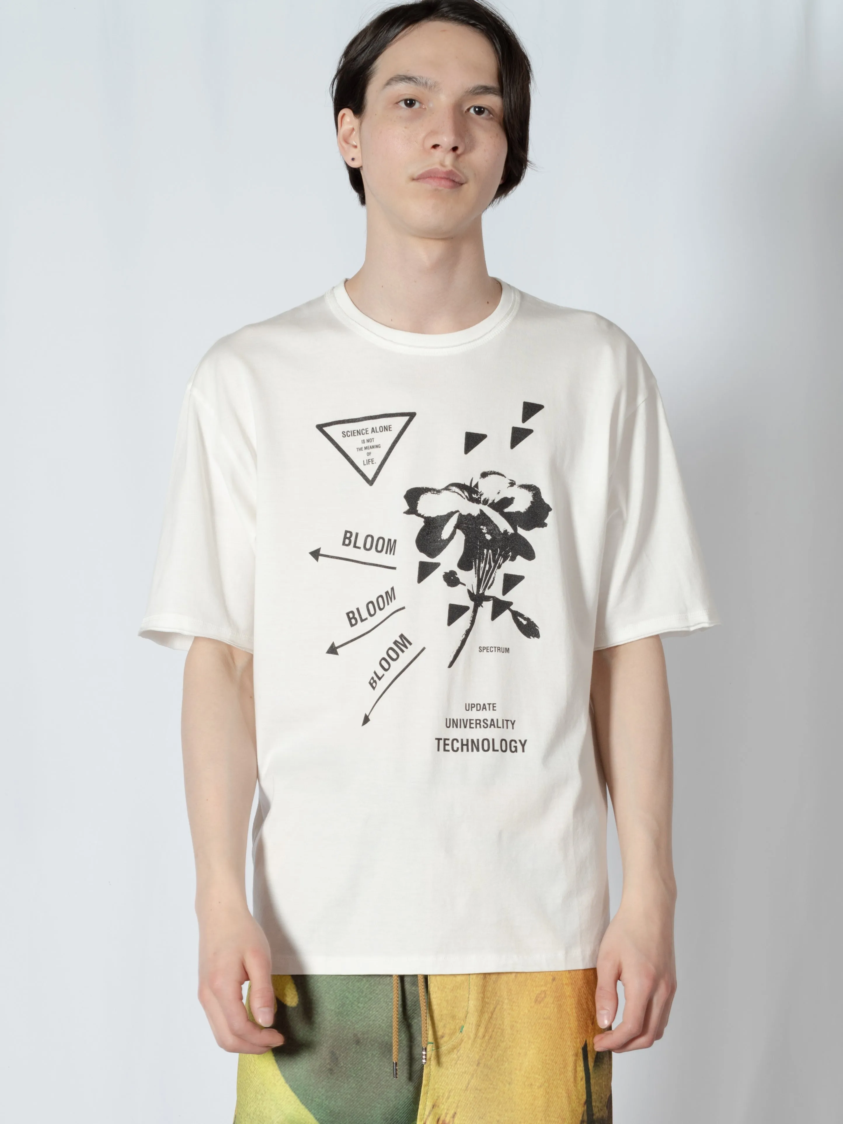GRAPHIC T-SHIRT "BLOOM"