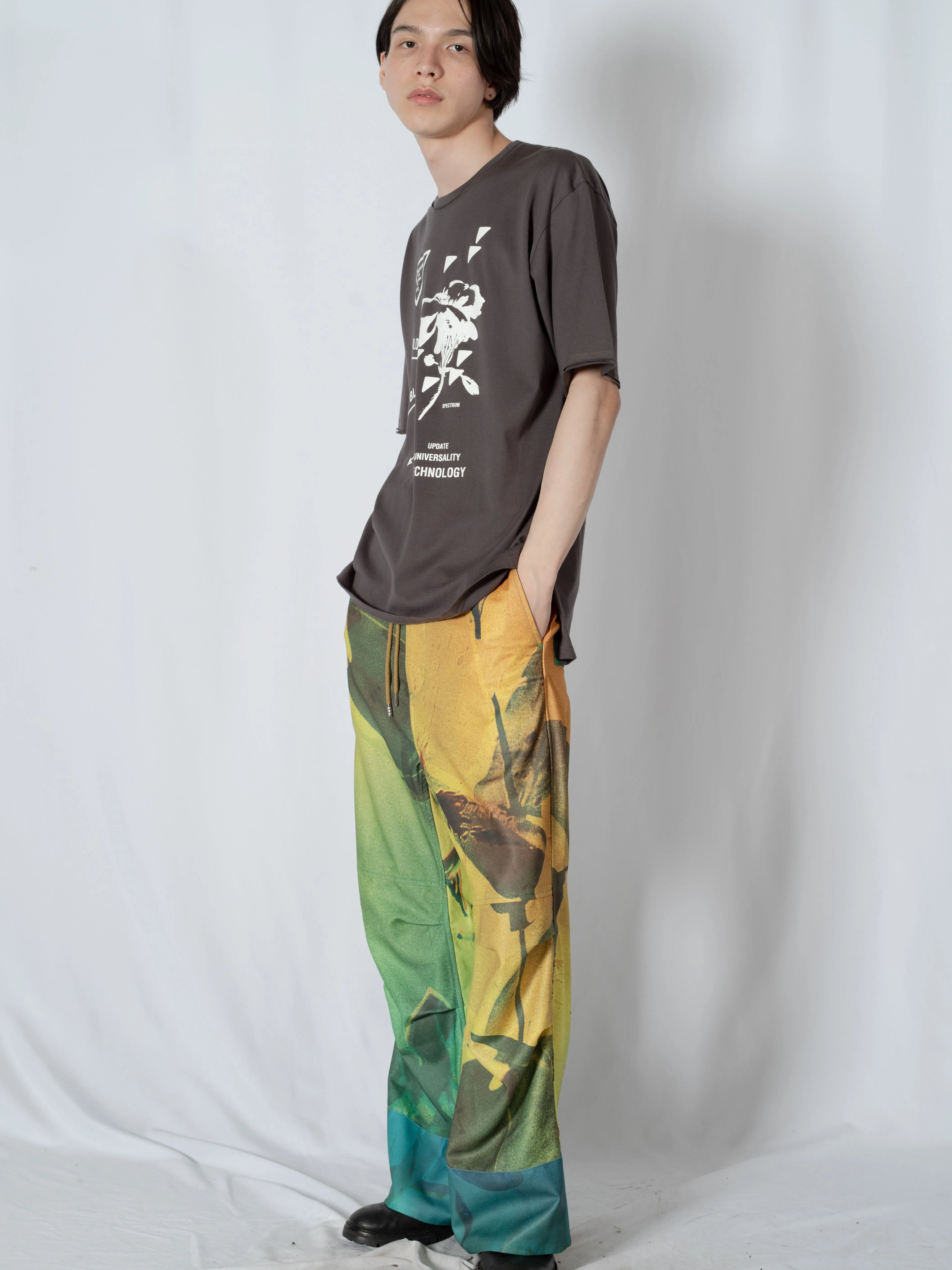 GRAPHIC T-SHIRT "BLOOM"