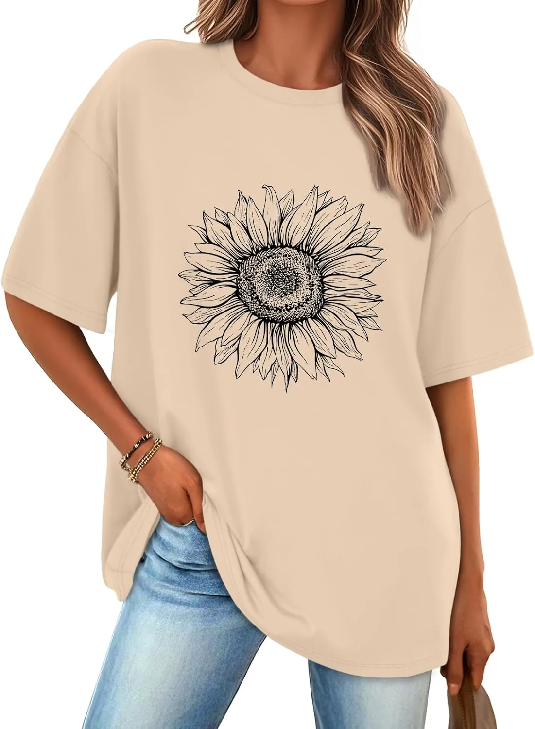 Trendy Queen Womens Graphic Tees Oversized Casual Tops Short Sleeve Loose Fit T Shirts Going Out Cute Summer Tops 2025